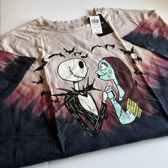 NWT Nightmare Before Christmas 100% Organic Cotton Women’s shirt Black tie dye L - Picture 2 of 11